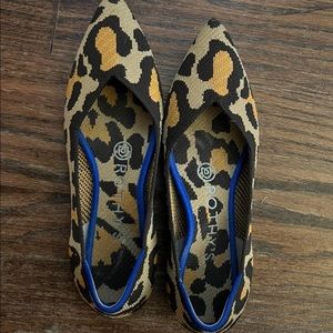 Rothy’s size 6 big cat print